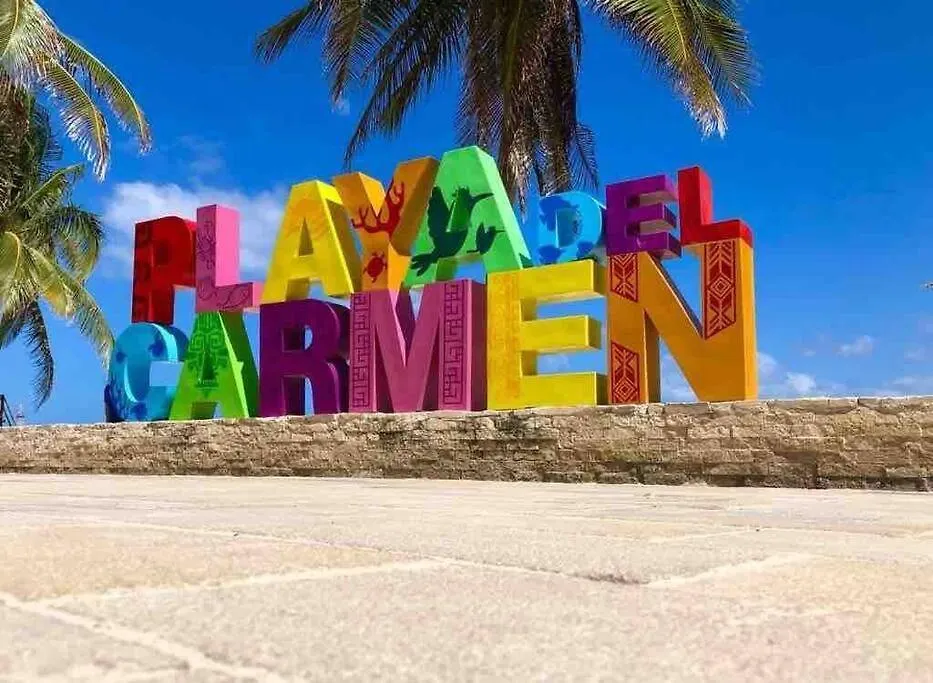 3 Bedroom Ocean View, Gym/Parking Playa del Carmen 0*,  Messico