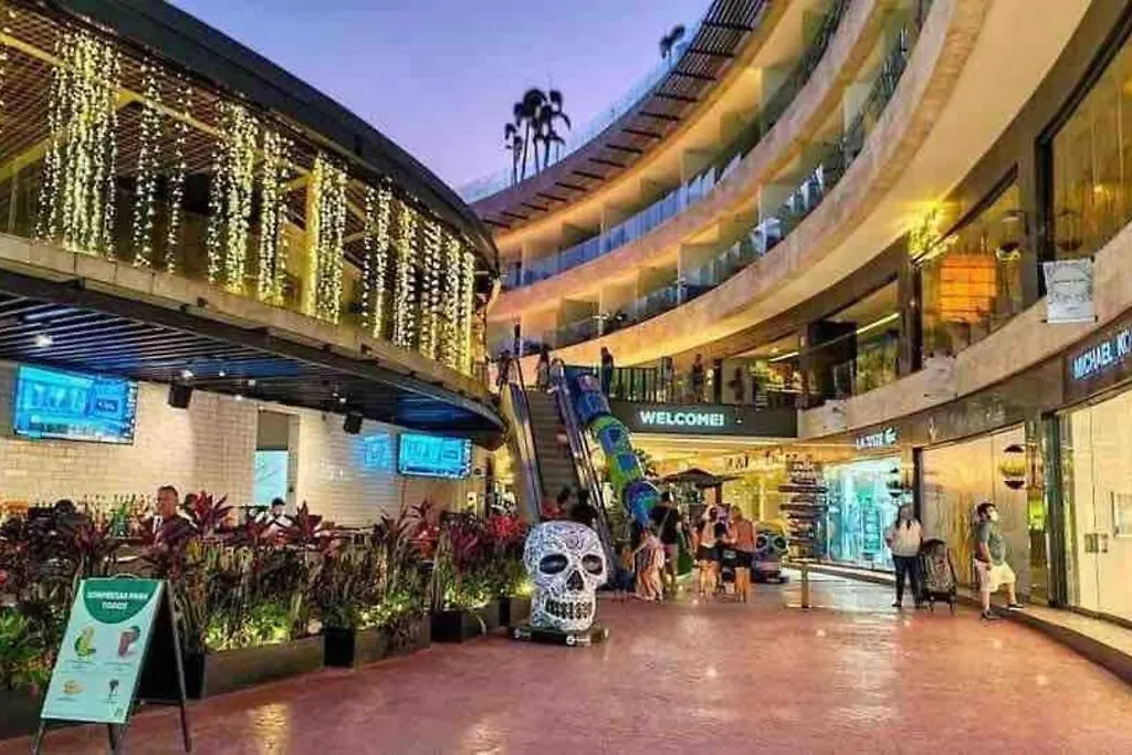 3 Bedroom Ocean View, Gym/Parking Playa del Carmen 0*,