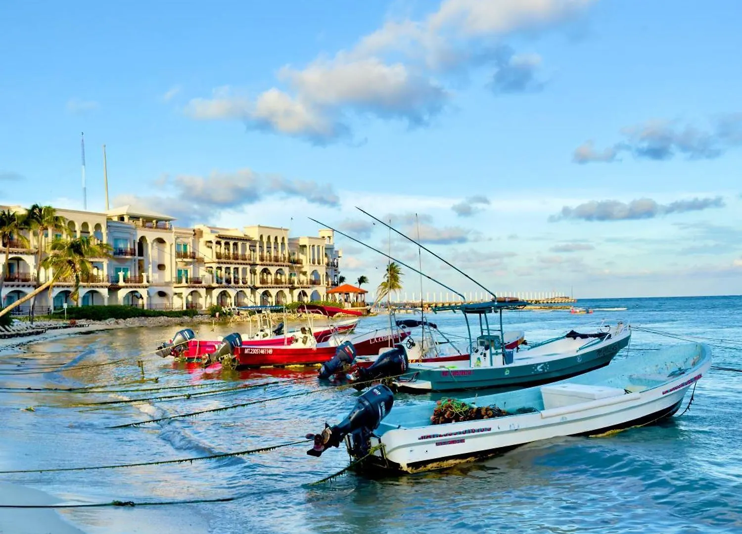 3 Bedroom Ocean View, Gym/Parking Playa del Carmen Mexiko